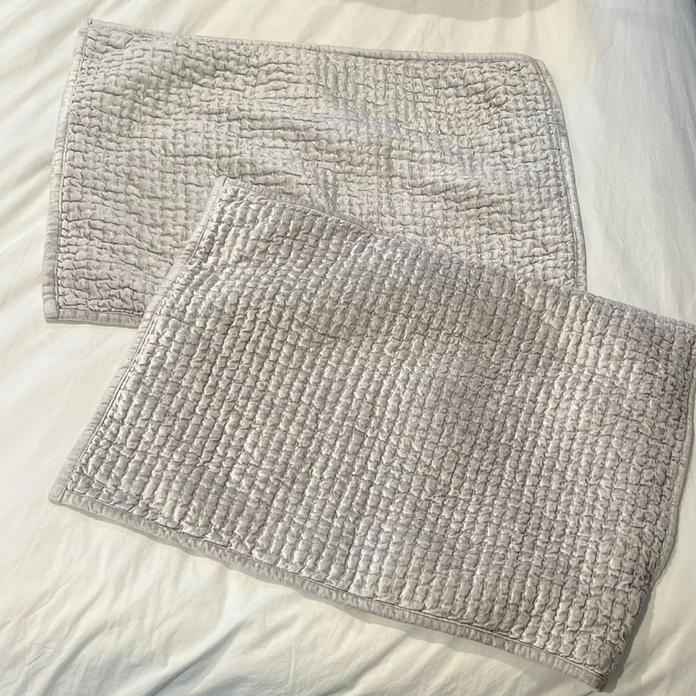 RH Teen Standard Shams